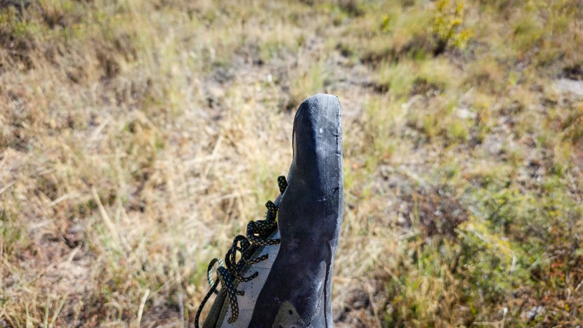 the flat-fitting tc pro prioritizes comfort for all-day climbing.