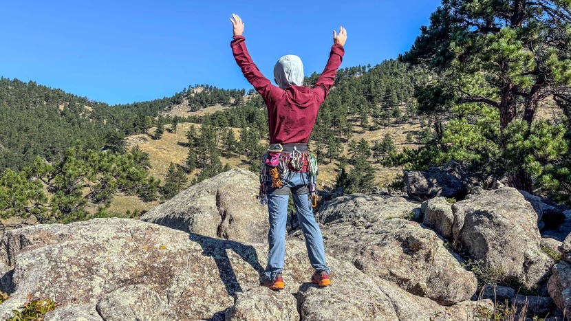 softshell jacket men - the cotopaxi yermo runs on the baggier side, making for an excellent...