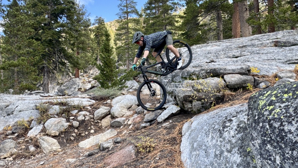 giro montaro 3 mips - adequate ventilation and a fit that inspires confidence.