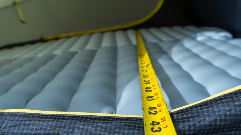 we measured the width of the nemo hornet osmo 2p ourselves...