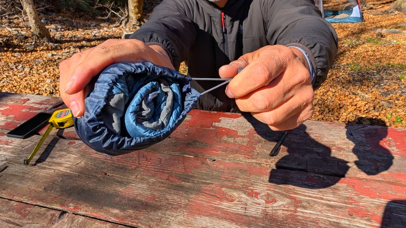 blowing it up and packing it down. it's all straightforward and easy.