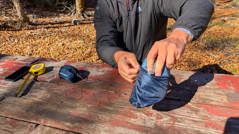 blowing it up and packing it down. it's all straightforward and easy.