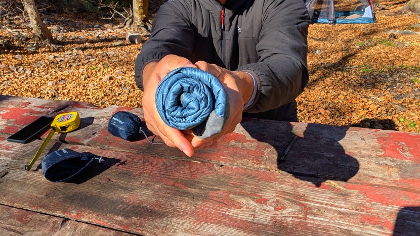 blowing it up and packing it down. it's all straightforward and easy.