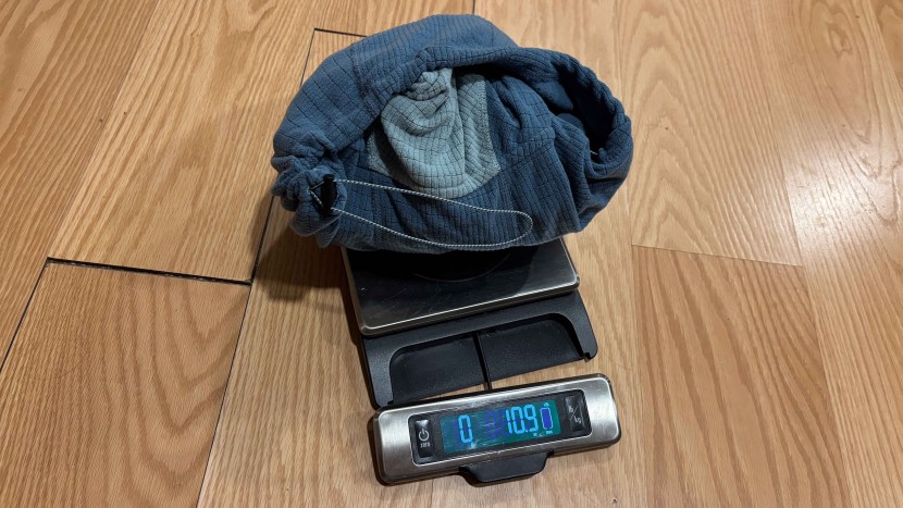 mountain hardwear summit grid hoody - this is one of the lighter fleeces in the whole lineup, and is easy...