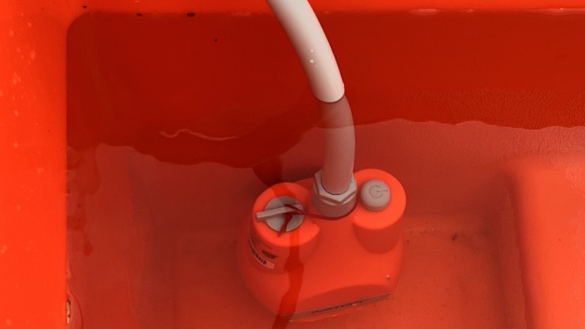 ivation portable - we don't love that we have to reach down and press the power button...