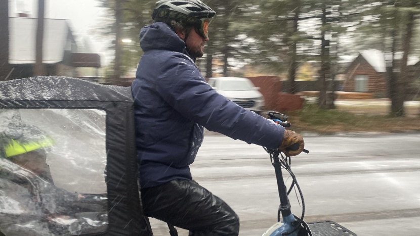 winter jacket men - even when reaching forward for the handlbars of our e-bike, the...