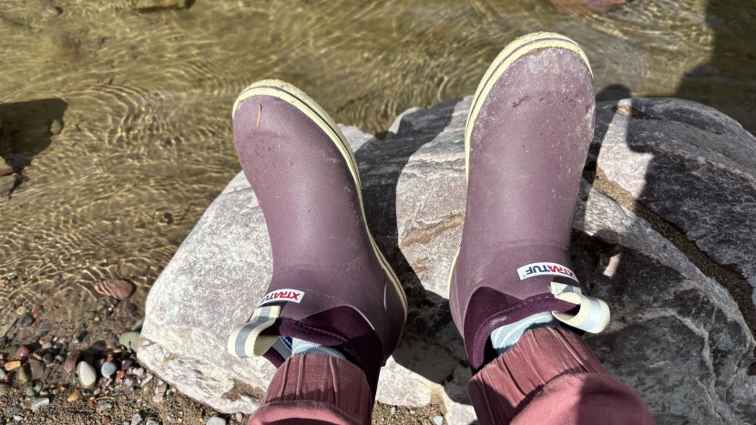 ankle boots like the blundstone chelsea thermals and the xtratuf...