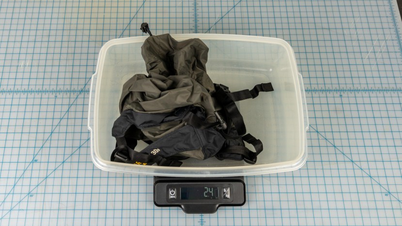 the included stuff sack for the sea to summit spark 30 weighs 2.4...