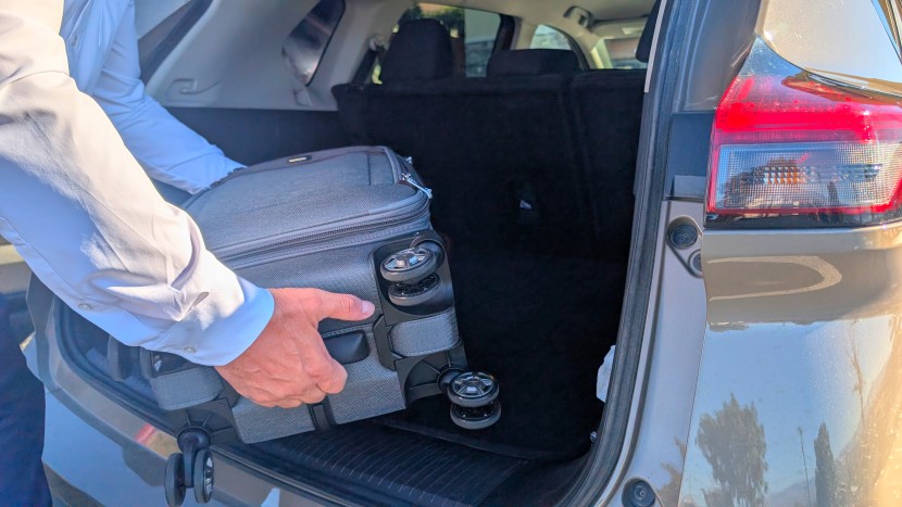 we liked all-things-handles, but we didn't like the lack of bumper...