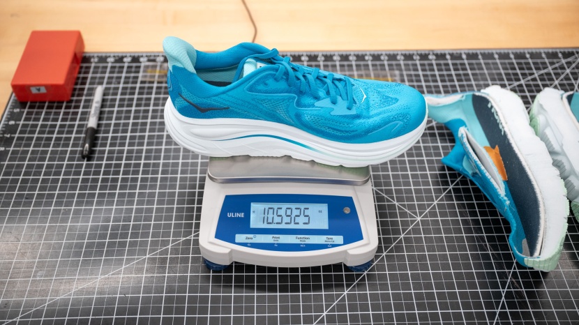 hoka clifton 10 - the clifton 10 isn't necessarily an "ultralight" shoe but its on the...