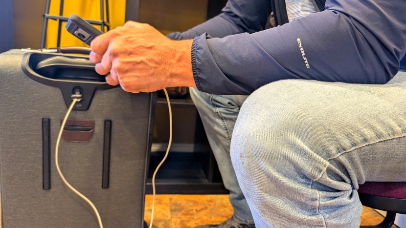 we liked the ability to grab a quick charge anywhere.