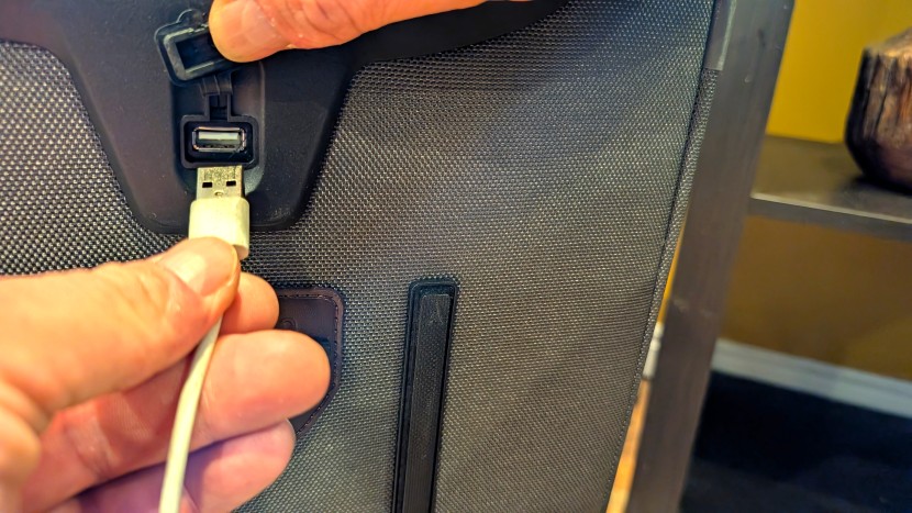 we liked the ability to grab a quick charge anywhere.