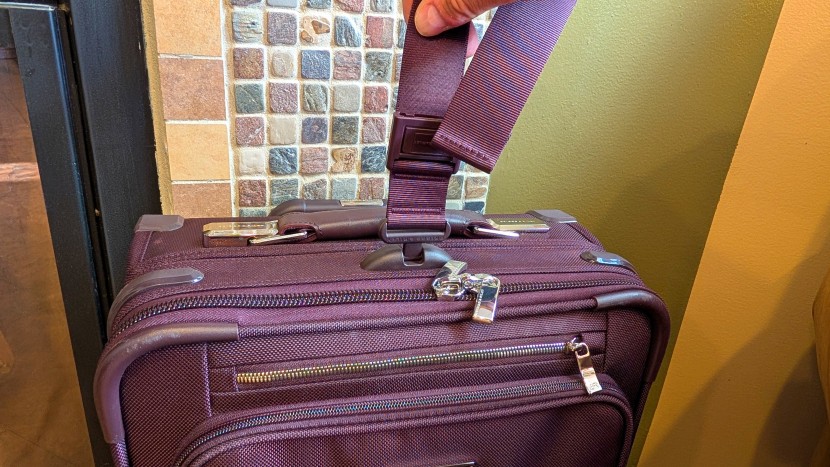 we loved all of the little convenient extras this case offers.