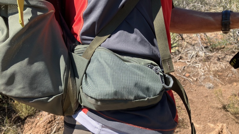 gregory zulu 24 lt - the hip belt pockets are large and easily accessible.