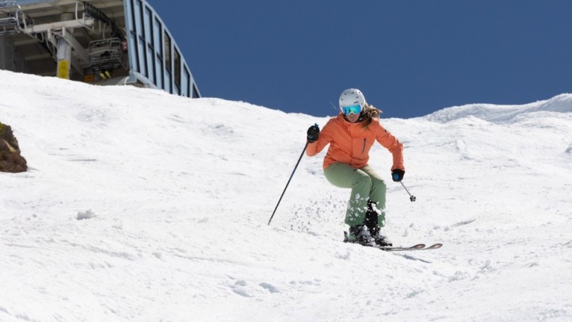 all mountain skis womens - powerful and nimble, the stockli nela 88 is a rockstar mogul ski.