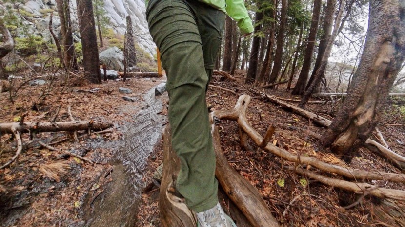 hiking pants women - the sahara convertible pants dry off within a few hours.