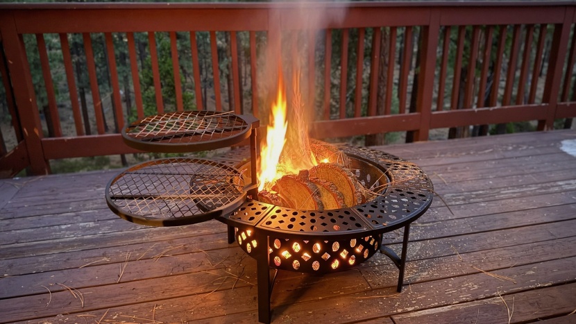 outvue with grills - not truly smokeless&acirc;&euro;&rdquo;if you don't manage the fire carefully...