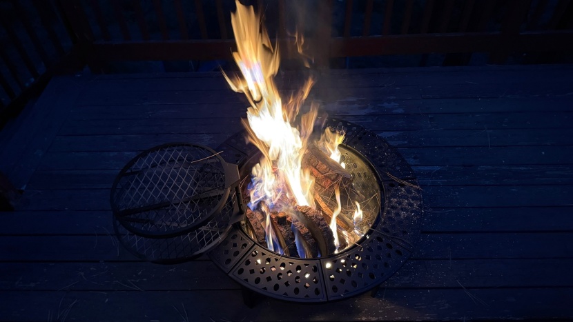 outvue with grills - we love that the grills pivot to the side so they are out of view...