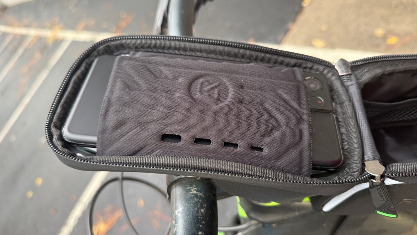 bike phone mount - to access your phone with the rockbros, you need to unzip the bag...