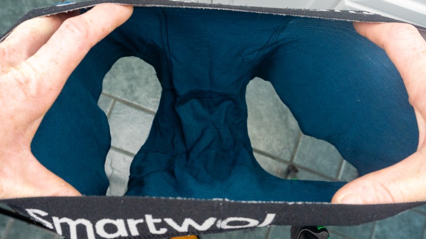 smartwool active merino - a simpler design means fewer seams to annoy you after a long day...