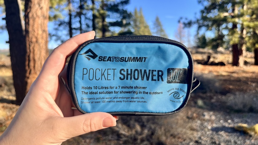 sea to summit pocket shower