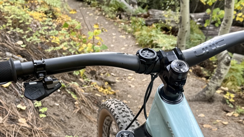 mountain bike handlebars - compliance and control, the v2 has quickly become our favorite bar...