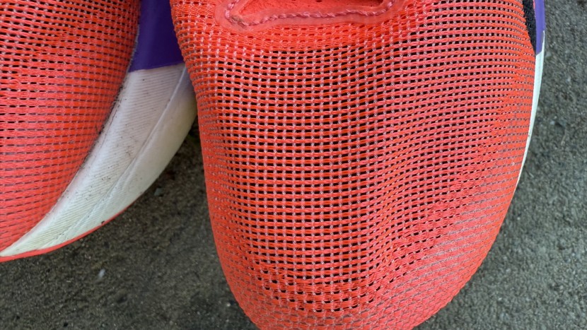 running shoes womens - designed to be incredibly lightweight, the metaspeed sky tokyo...