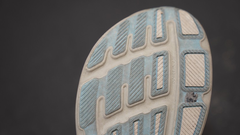 the escalante offers excellent grip on pavement.