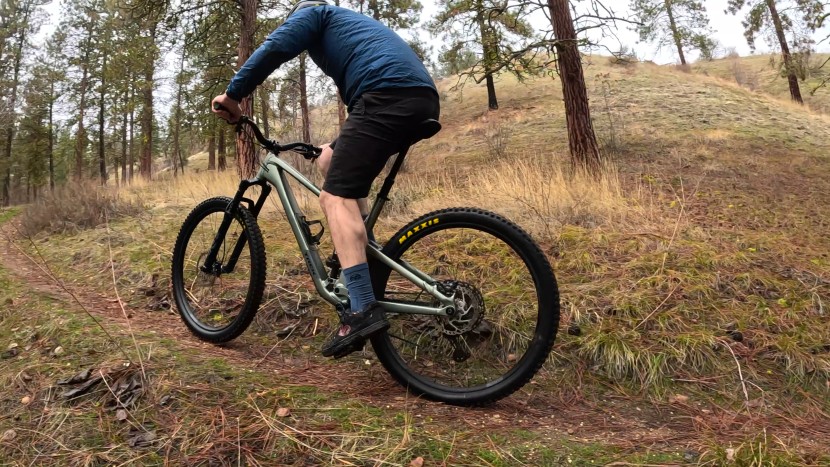 mountain bike flat shoes - the freerider has outrageously good grip at an outstanding price.