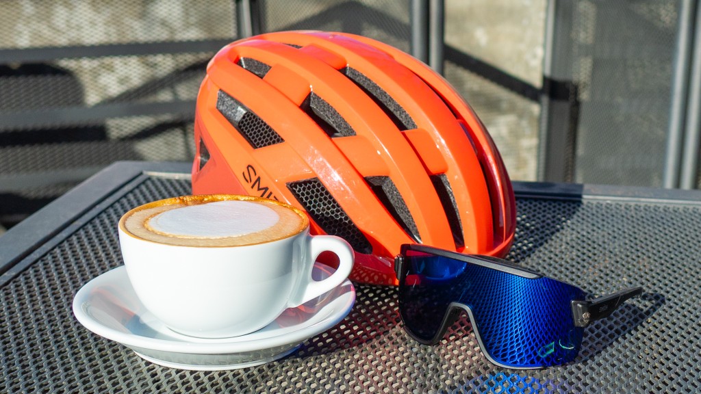 smith wildcat - riding trails, grinding gravel, cruising the tarmac, or just enjoy a...