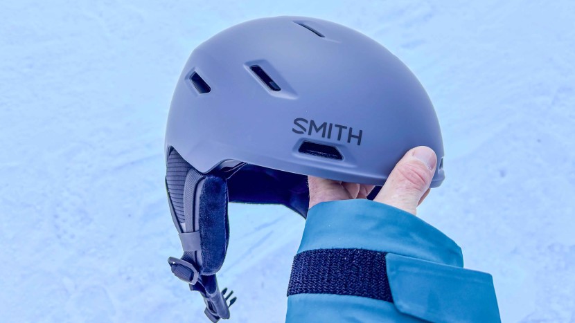 smith descend mips - we loved the generous volume of the descend, accommodating a variety...