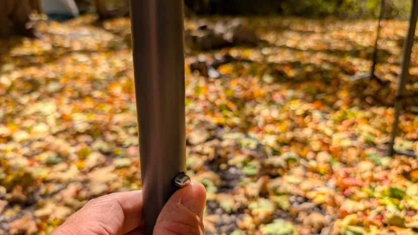 the lifetime has locking steel legs and a welded frame.