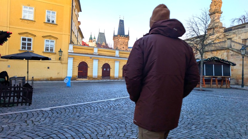 the longer length covers more of the torso and helps keep you warmer...