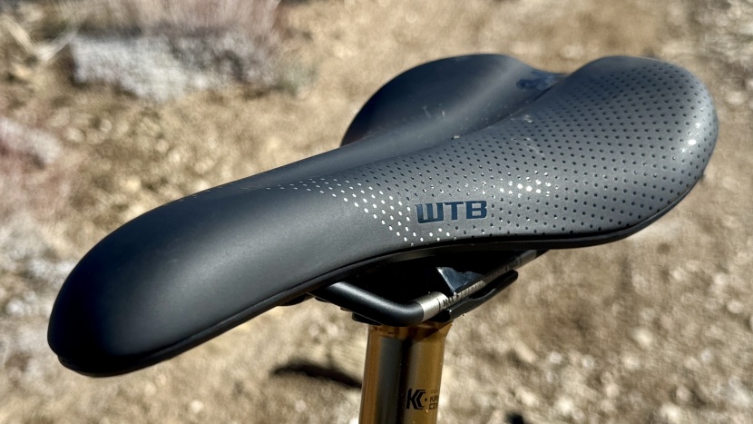 mountain bike saddle