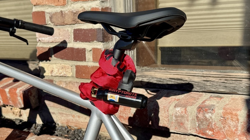 at just 3.1 pounds, this is a lock that you don't mind carrying most...