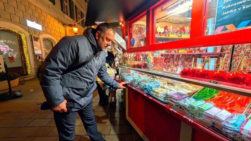 while it could be a bit longer, the hem of the oslo still managed to...