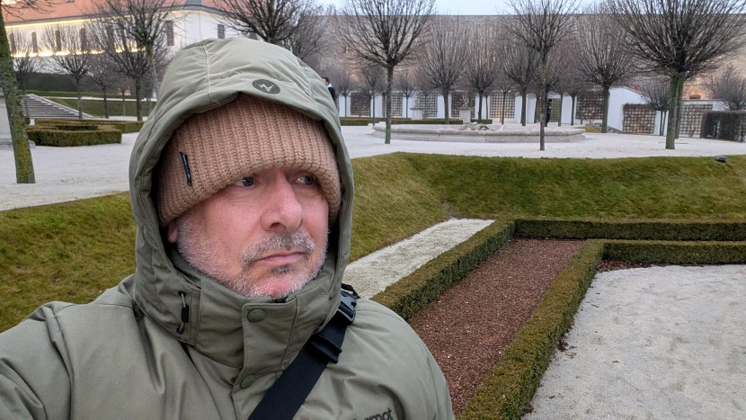 the shallow hood makes it easier to see from your peripherals, but...