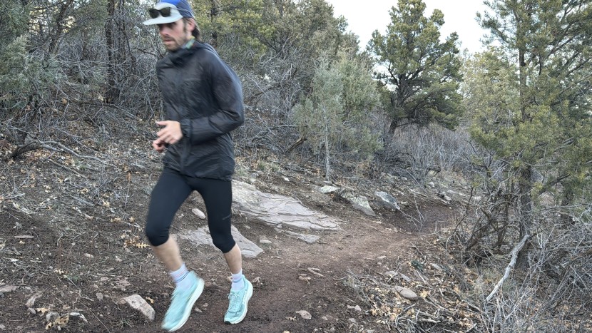 hoka challenger 8 - the 38 mm stack height and soft foam create a less planted ride than...