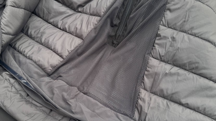 patagonia storm shift insulated - the thin mesh layer on the side panels let warm, moist air meet the...