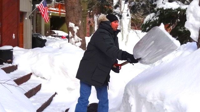 canada goose expedition parka heritage - shoveling snow in the front walkway is almost too much for this...
