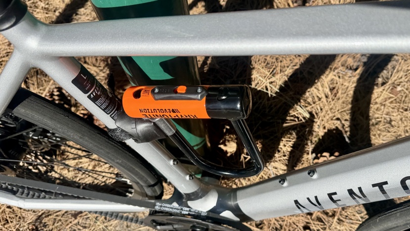 this compact lock doesn't take up all of the space in your frame.