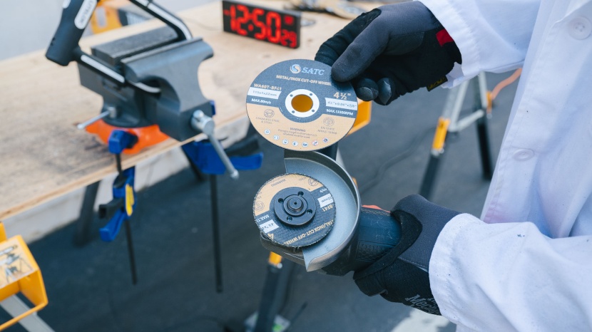 the barronium found in the shackle of the litelok destroys these...