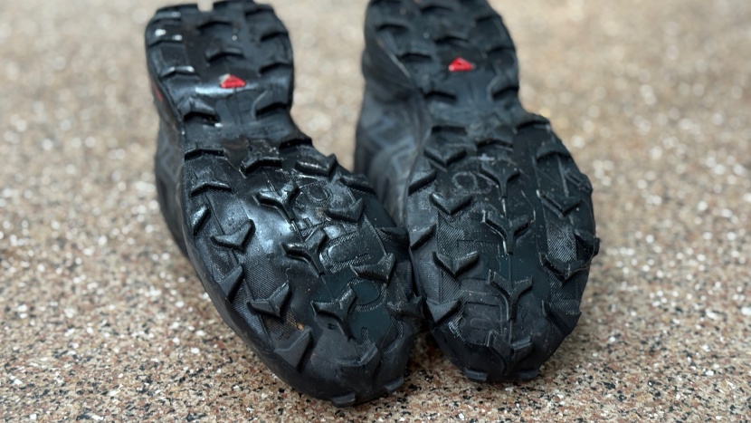 the aggressive tread on the speedcross is suitable for any trail type.