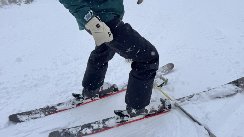 arc'teryx sabre pant - the sabre pant panels are sewn for near-perfect articulation while...