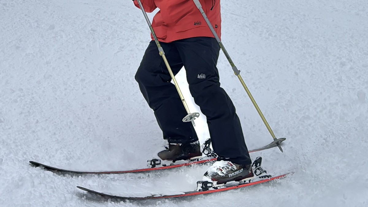 REI Co-op Powderbound Insulated Pant Review (The beginner-friendly REI Co-op Powderbound Insulated ski pants are warm and come in many size options.)