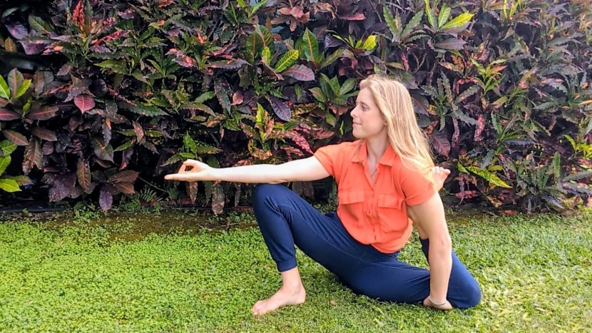 beyond yoga spacedye midi jogger - even though the material holds moisture longer than technical...