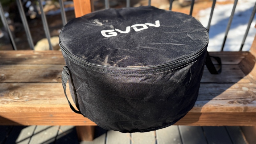 gvdv smokeless - the carry case fits well and is decently durable.