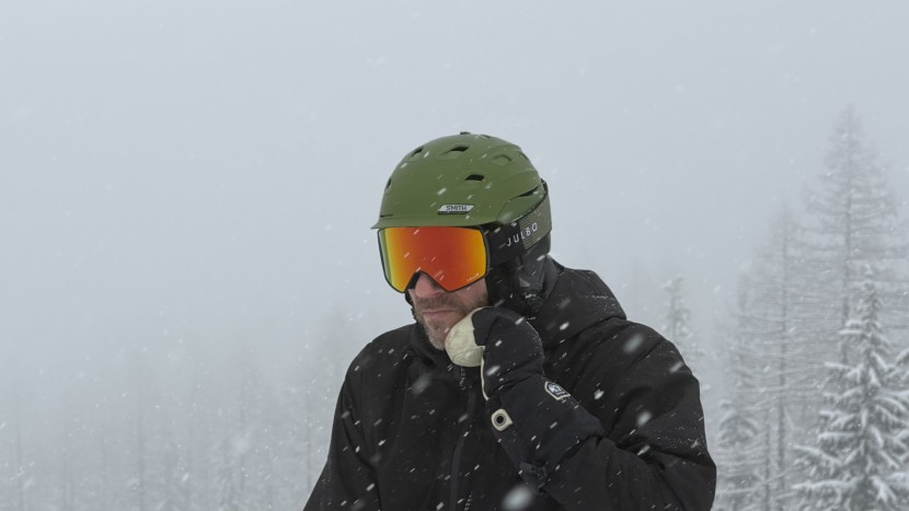 the julbo launcher's reactiv photochromic lens easily lightened to...