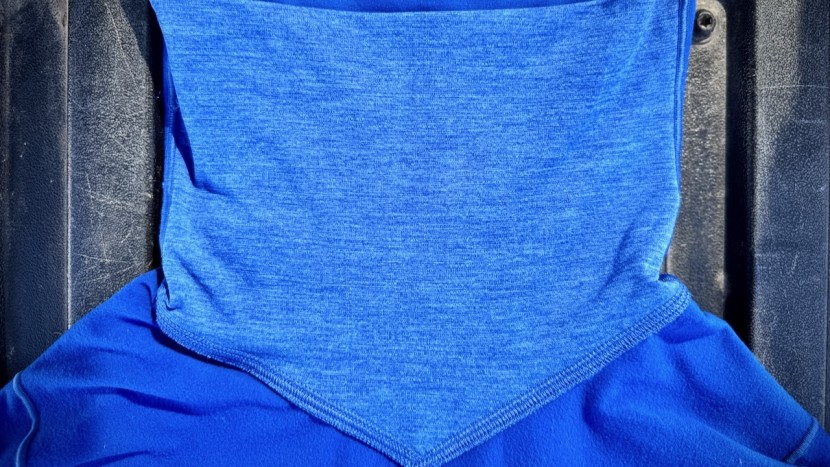 the slim-fitting design fits close to the skin to reduce bulk and...