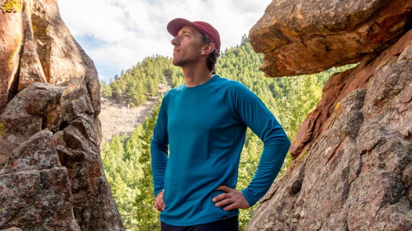base layer men - durability of the lighter weight patagonia, capilene midweight crew...